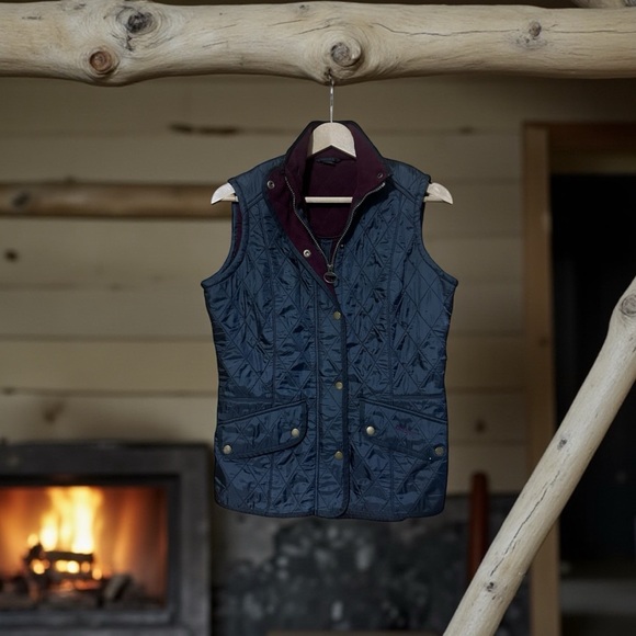 Barbour Jackets & Blazers - Barbour Women's Quilted Wray Gilet Vest Black Burgundy Fleece Interior Size 10